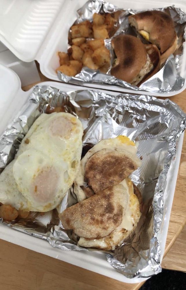 Order Egg & Cheese food online from Lincoln Street Diner store, Ithaca on bringmethat.com