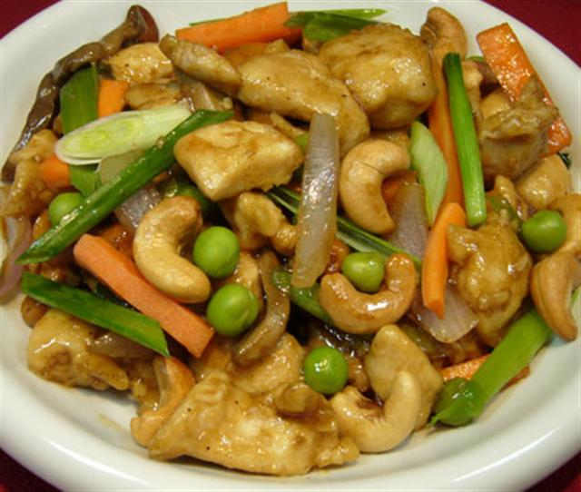 Order Chicken with Cashew Nuts food online from Chinatown restaurant torrington Connecticut store, Torrington on bringmethat.com