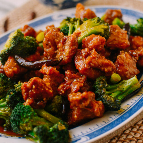 Order General Tso's Chicken food online from China Delight store, Winsted on bringmethat.com