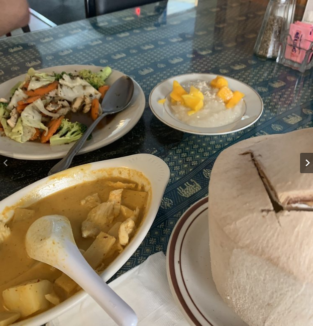 Order C7. Yellow Curry food online from Sivalai Thai Restaurant store, Portland on bringmethat.com