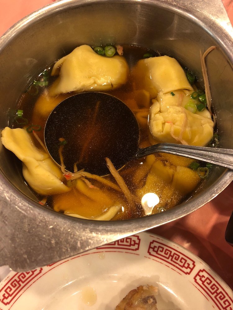 Order Wonton Soup food online from David's Mai Lai Wah store, Philadelphia on bringmethat.com