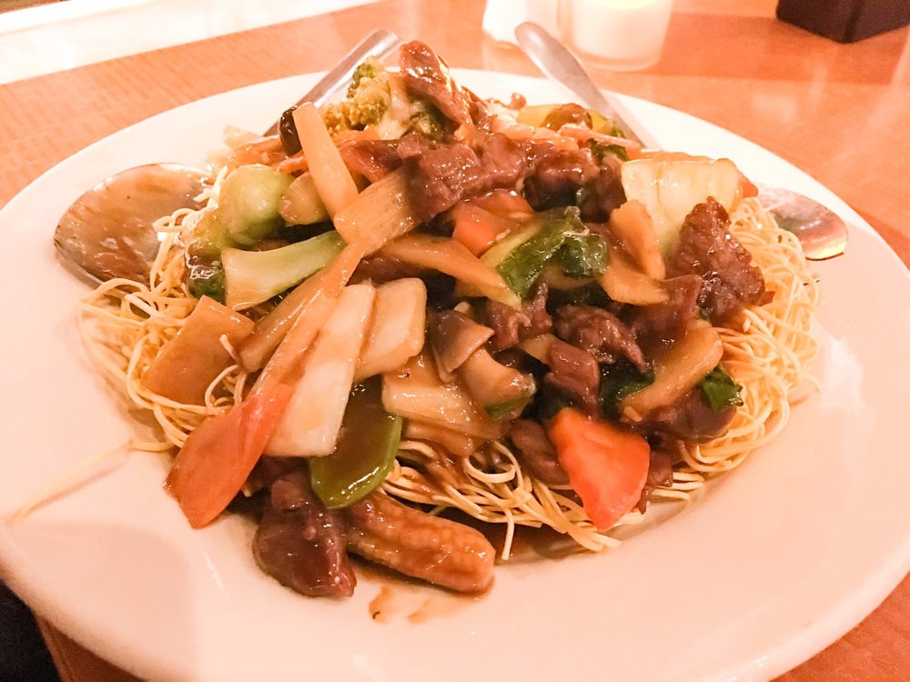 Order Beef Pan-Fried Noodles food online from Sugar Cane store, Peabody on bringmethat.com