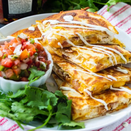 Order Chicken Quesadilla food online from Capitol Diner store, Harrisburg on bringmethat.com