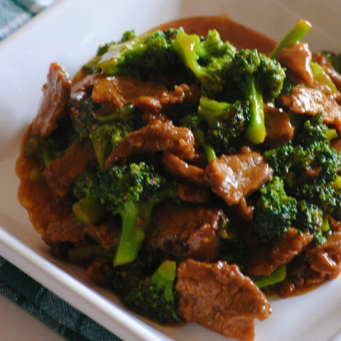 Order Beef with Broccoli food online from Imperial Dragon Inc store, Plainville on bringmethat.com