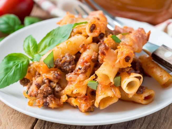 Order Spaghetti or Ziti and Sausage food online from Kingston House of Pizza store, Kingston on bringmethat.com
