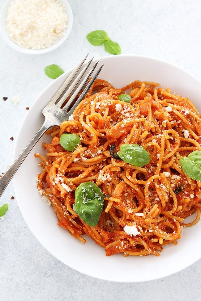 Order House Special Spaghetti or Ziti food online from Kingston House of Pizza store, Kingston on bringmethat.com