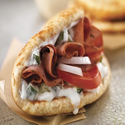 Order Roast Beef food online from Kingston House of Pizza store, Kingston on bringmethat.com