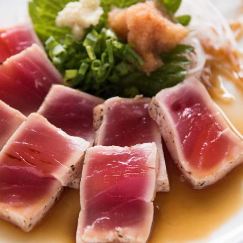 Order Tuna Tataki food online from Peking Tokyo store, Lebanon on bringmethat.com