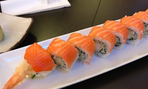 Order *R37. Tiger Roll food online from Peking Tokyo store, Lebanon on bringmethat.com