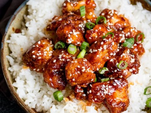 Order Crispy Chicken in Sesame Sauce food online from Peking Tokyo store, Lebanon on bringmethat.com
