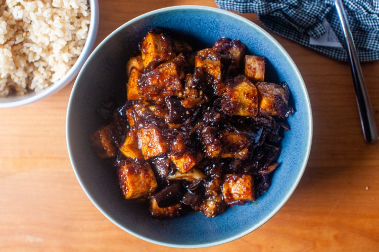 Order Eggplant Chicken in Garlic Sauce food online from Peking Tokyo store, Lebanon on bringmethat.com