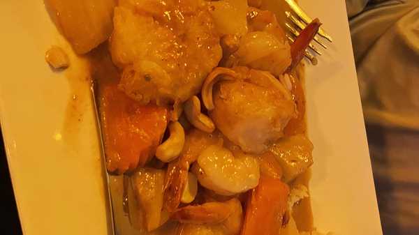Order 22. Mussaman Curry food online from Ruan Thai Cuisine store, Hilton Head Island on bringmethat.com