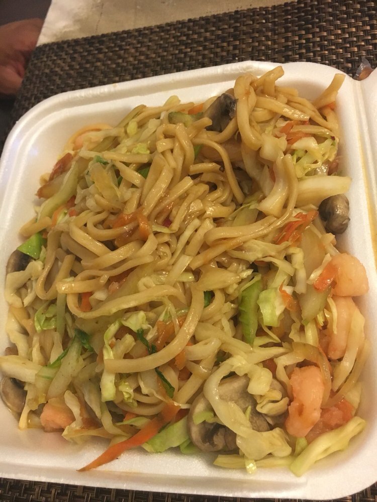 Order  35.  Shrimp Lo Mein Noodles/Rice Noodles food online from The Egg Roll Chen store, Columbia on bringmethat.com