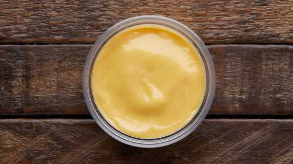 Order Honey Mustard food online from Guss Fried Chicken store, Memphis on bringmethat.com