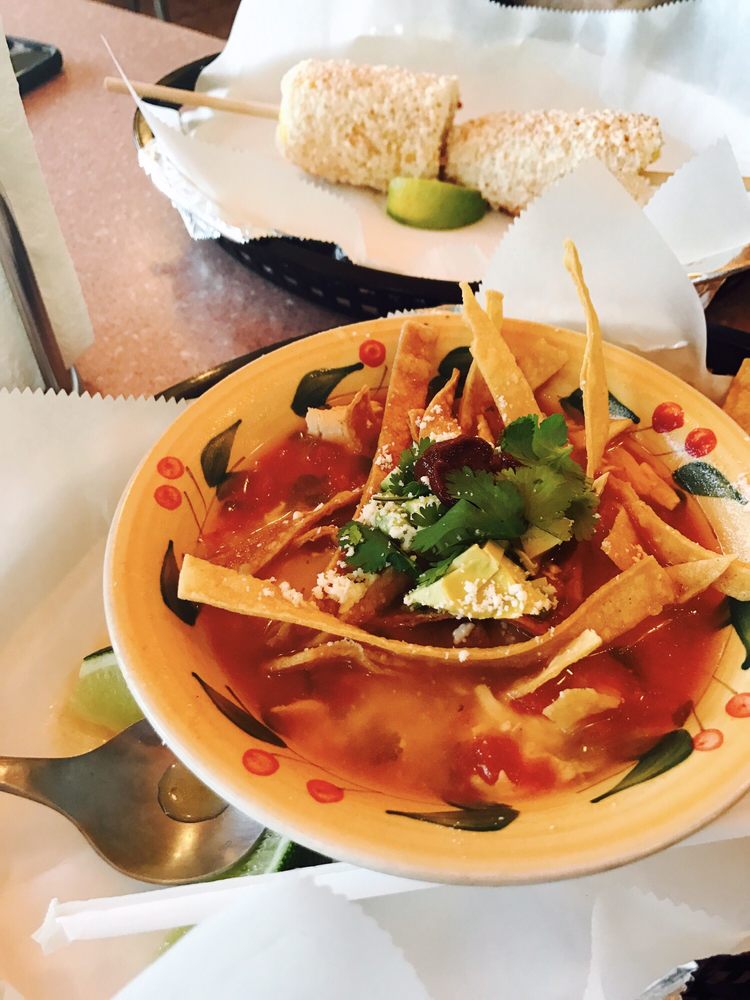 Order Chicken Tortilla Soup food online from Las Tortugas store, Germantown on bringmethat.com