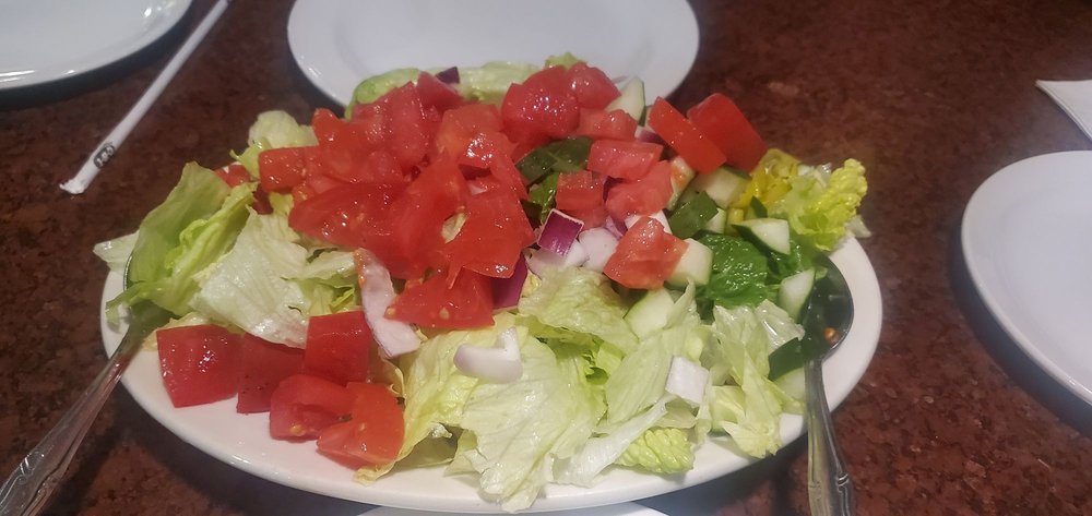Order Garden Salad food online from Dominic's I Pizza and Pasta store, Boca Raton on bringmethat.com