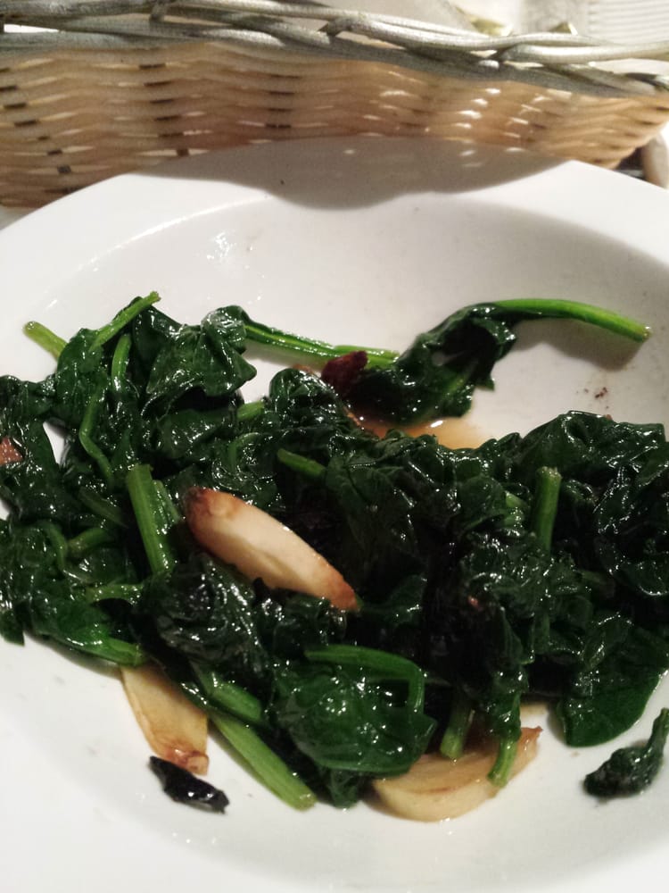 Order Side of Sauteed Spinach food online from Dominic's I Pizza and Pasta store, Boca Raton on bringmethat.com