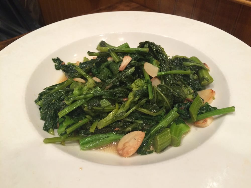 Order Broccoli Rabe (Seasonal) food online from Dominic's I Pizza and Pasta store, Boca Raton on bringmethat.com