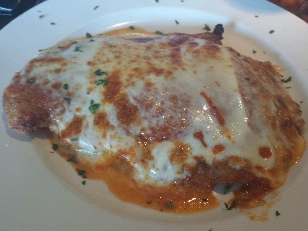 Order Veal Parmigiana food online from Dominic's I Pizza and Pasta store, Boca Raton on bringmethat.com