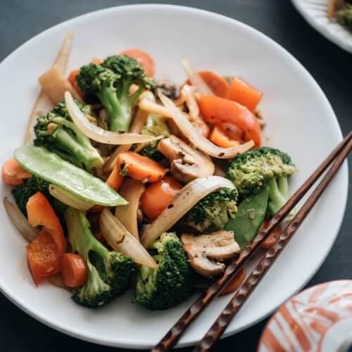 Order Steamed Bean Curd w. Mixed Veg food online from China Express store, Bradenton on bringmethat.com