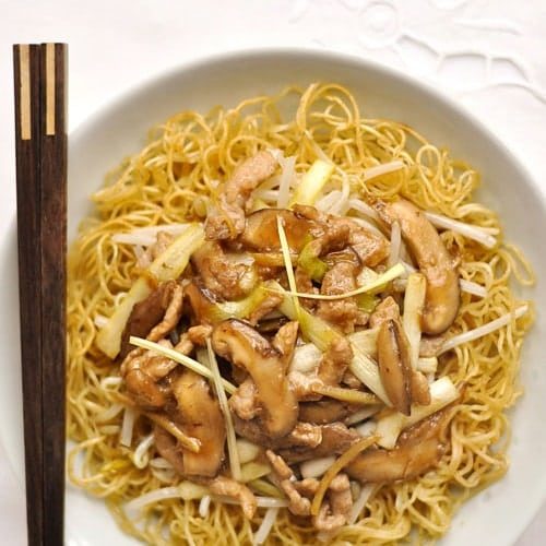 Order Beef Lo Mein food online from China Express store, Bradenton on bringmethat.com