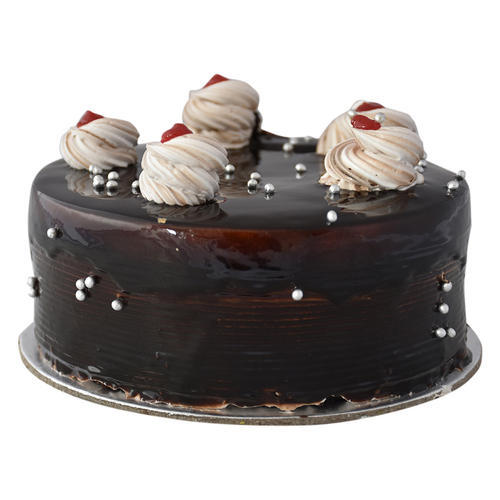Order Chocolate Cake food online from Oma’s Pizza & Restaurant store, Bradenton Beach on bringmethat.com