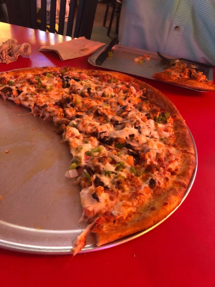 Order SUPER TOPPING food online from Big Lous Pizza store, San Antonio on bringmethat.com