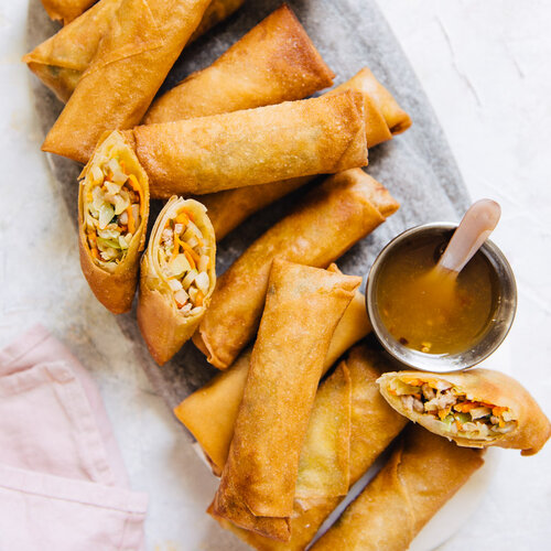 Order Spring Roll (1) food online from China 1 Wok store, Saint Petersburg on bringmethat.com