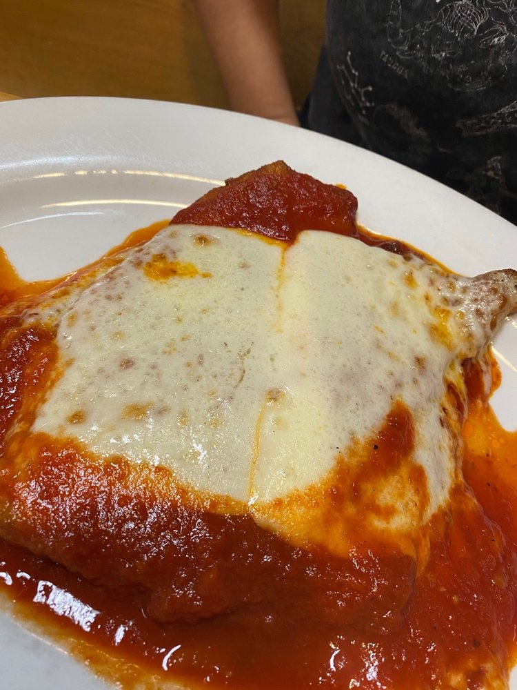 Order CHICKEN PARMIGIANA food online from Joe's Pizza and Pasta store, Pembroke Pines on bringmethat.com