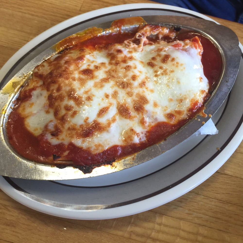 Order PASTA COMBO food online from Joe's Pizza and Pasta store, Pembroke Pines on bringmethat.com