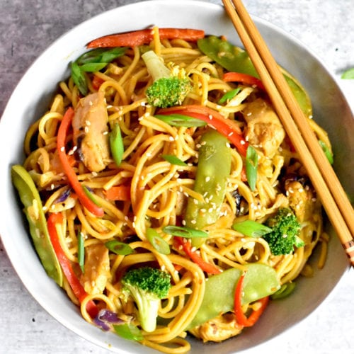Order Roast Pork Lo Mein food online from China King store, Hopkinsville on bringmethat.com