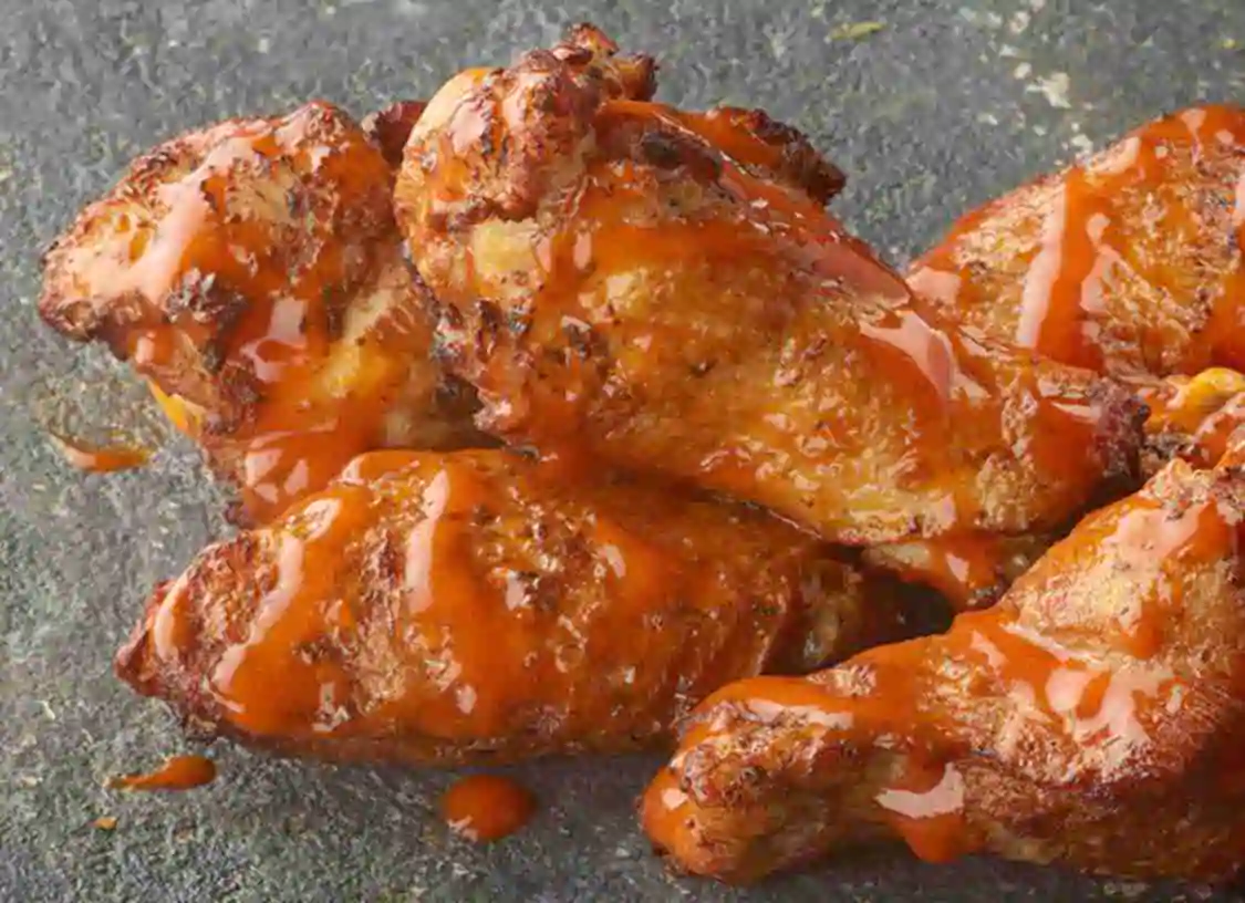 Order Buffalo Wings (8 PC) food online from Papa John's Pizza store, Starkville on bringmethat.com
