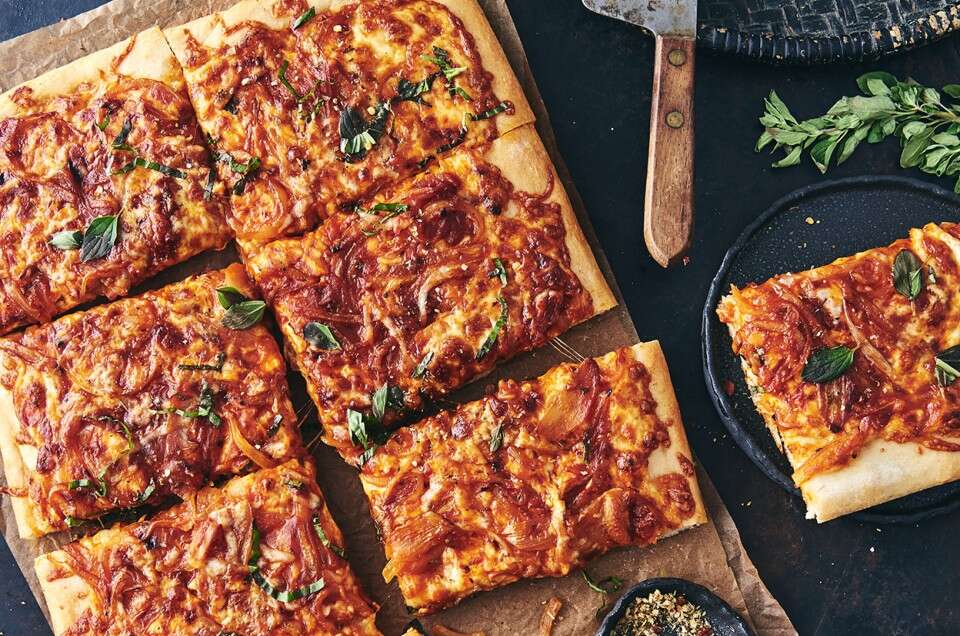 Order Traditional Sicilian Pan Cheese Pizza food online from Renzo's Boca Raton store, Boca Raton on bringmethat.com