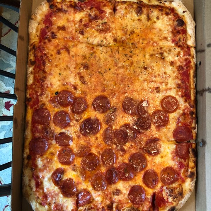 Order Fresca Sicilian Pan Pizza food online from Renzo's Boca Raton store, Boca Raton on bringmethat.com