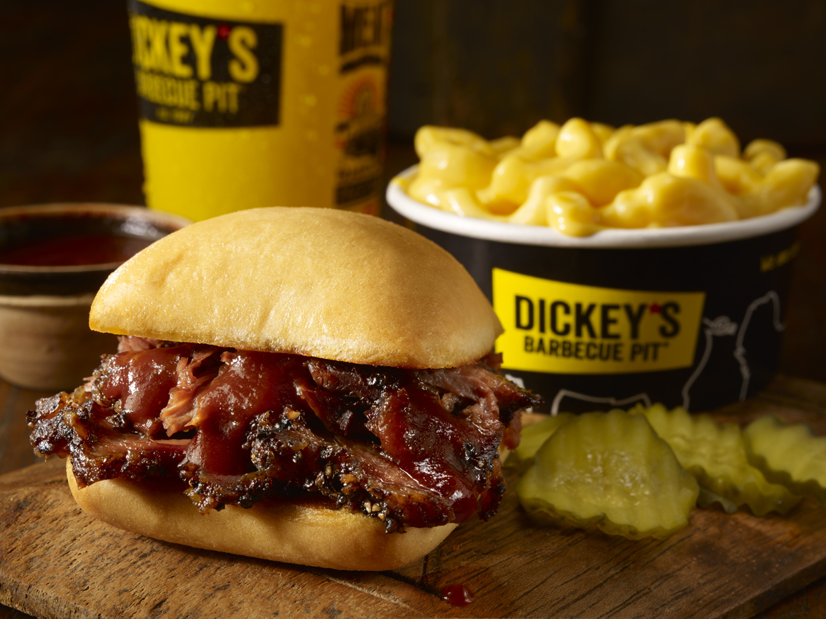 Order Kids Slider Plate food online from Dickey's Barbecue Pit store, Panama City Beach on bringmethat.com
