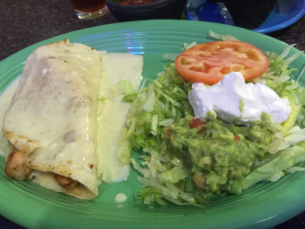 Order Grilled Chicken Quesadilla food online from Guacamole's Mexican Restaurant store, Clarksville on bringmethat.com