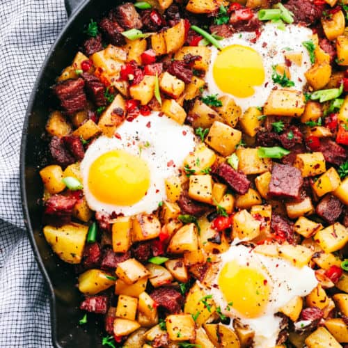 Order Corned Beef Hash food online from West Egg Cafe store, Chicago on bringmethat.com