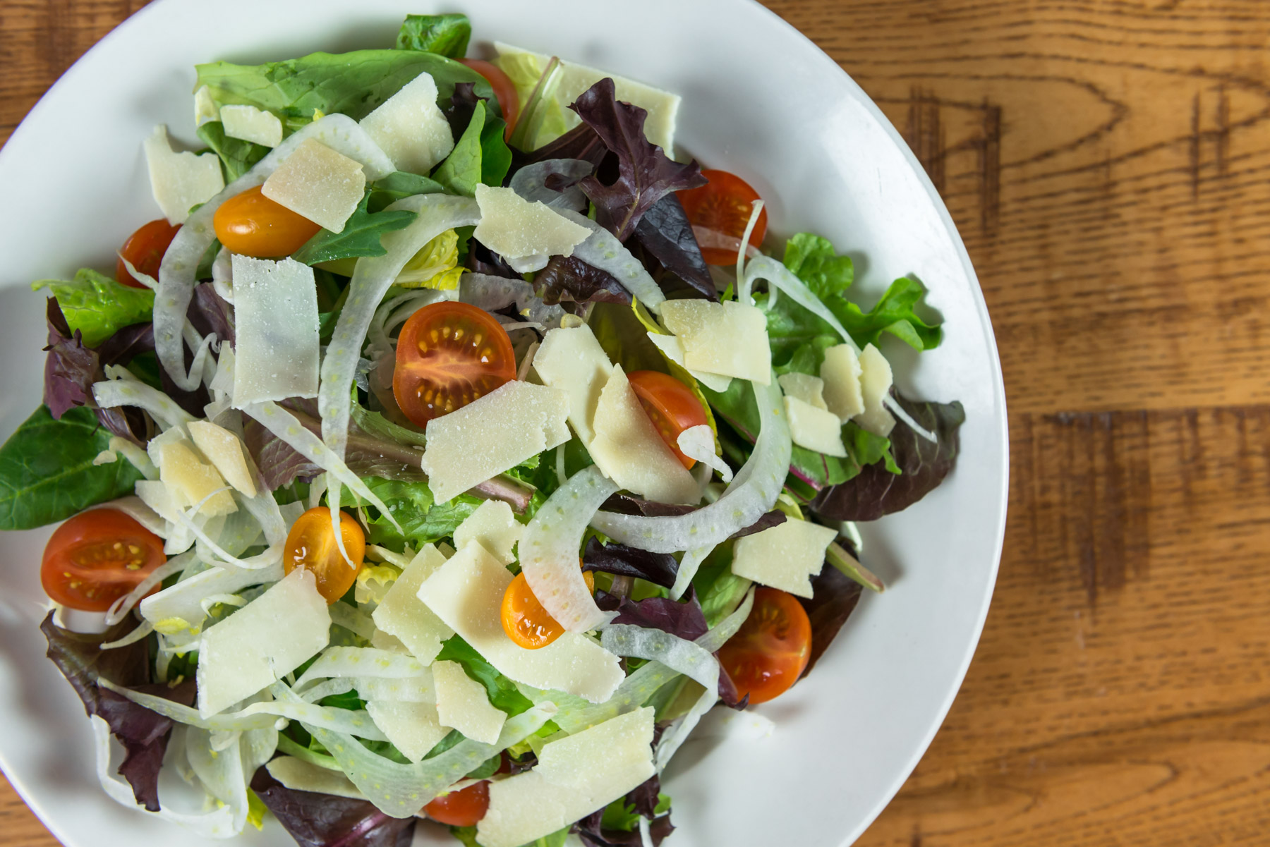 Order Giordano's House Salad food online from Giordanos store, Chicago on bringmethat.com