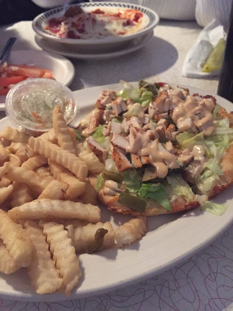 Order Fajita Pita food online from Round Lake Olando's Pizza store, Round Lake Heights on bringmethat.com