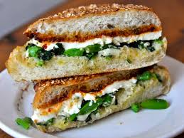 Order Chicken & Broccoli Rabe food online from Slice of Life Pizzeria store, Sprng Hill on bringmethat.com