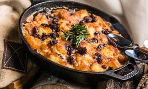 Order Donut Bread Pudding food online from Bulldog Burger Company Starkville store, Starkville on bringmethat.com