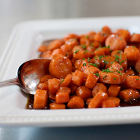 Order Bourbon Glazed Carrots food online from Commodore Bob's Yacht Club store, Starkville on bringmethat.com