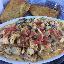 Order Chicken Spaghetti food online from Lost Pizza Co Starkville store, Starkville on bringmethat.com