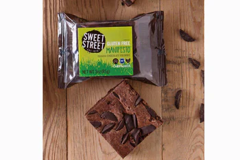 Order Honduran Chocolate Brownie food online from Salsarita's Fresh Mexican Grill store, Starkville on bringmethat.com