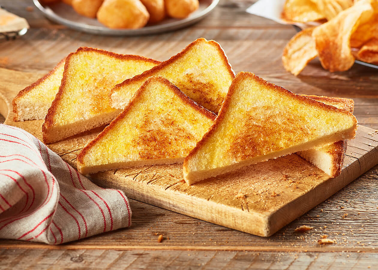 Order Basket of Texas Toast food online from Zaxby's Chicken Fingers & Buffalo Wings store, Starkville on bringmethat.com