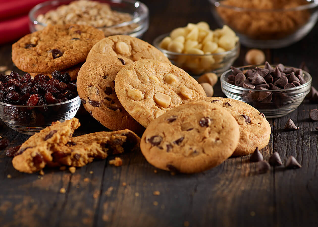 Order Cookie food online from Zaxby's Chicken Fingers & Buffalo Wings store, Starkville on bringmethat.com
