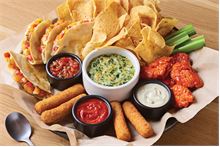 Order The Classic Combo food online from Applebee's Grill + Bar store, Starkville on bringmethat.com