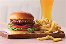 Order Classic Burger food online from Applebee's Grill + Bar store, Starkville on bringmethat.com