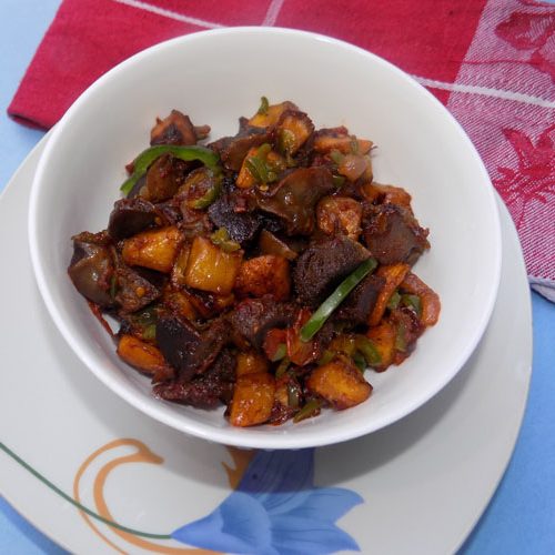 Order Gizzdodo (16 oz.)  food online from Divine Express Catering store, Brooklyn on bringmethat.com