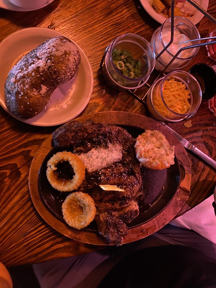 Order 16oz New York Strip food online from McGuire's Irish Pub of Destin store, Destin on bringmethat.com